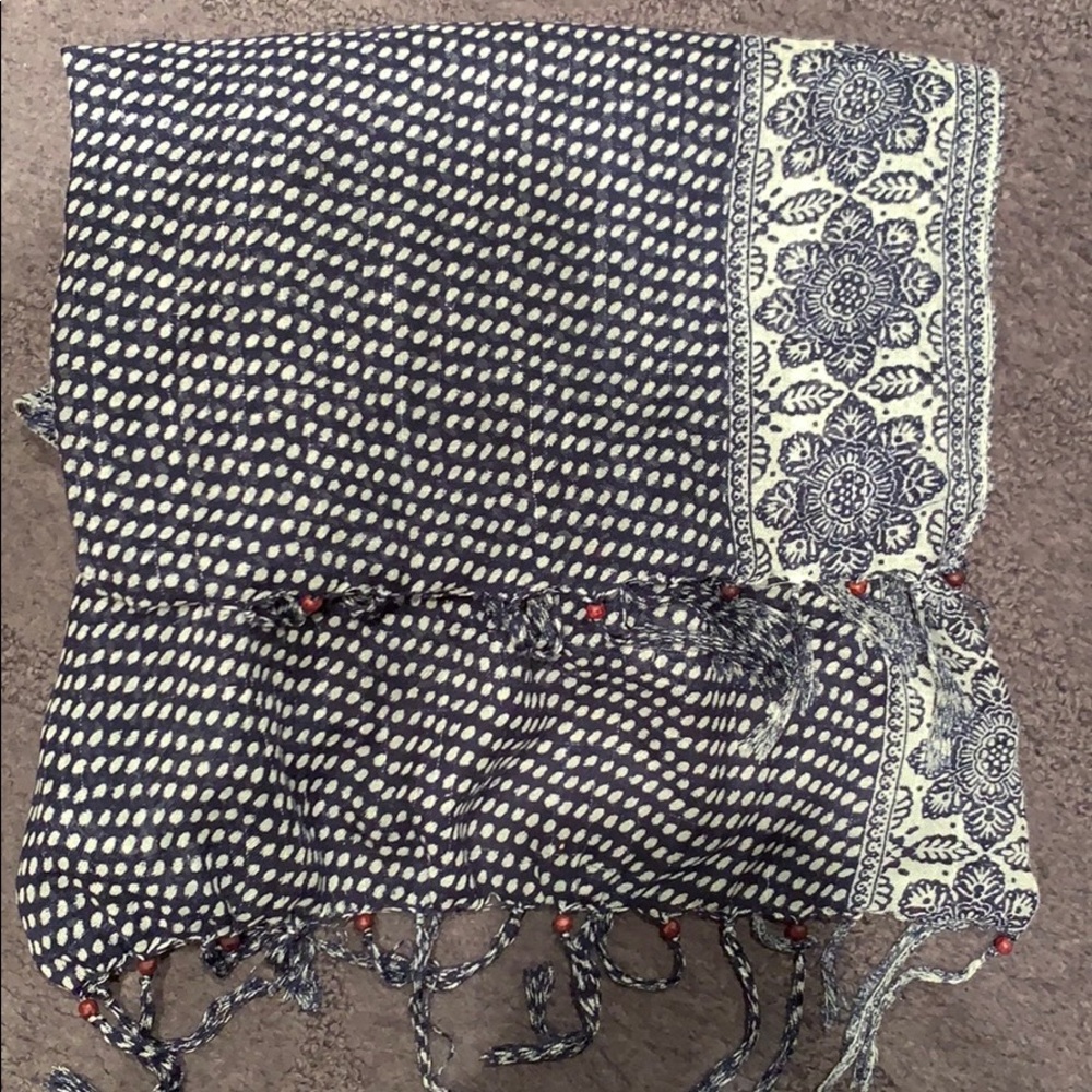 Navy blue scarf